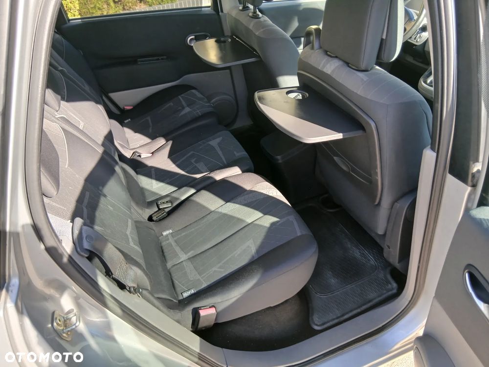 Renault Scenic 1.6 16V Authentique Dynamique - 14