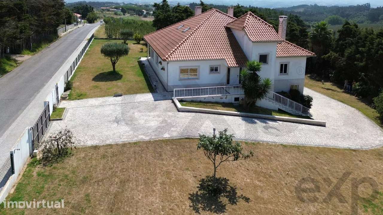 Moradia T5 perto da praia - Bárrio, Alcobaça - Grande imagem: 2/60