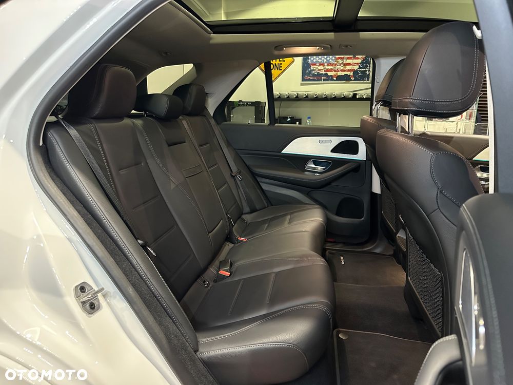 Mercedes-Benz GLE - 19