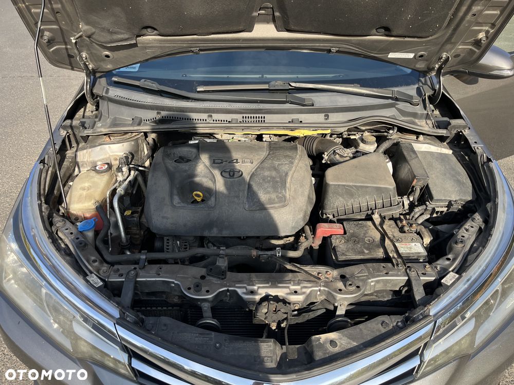 Toyota Corolla - 8