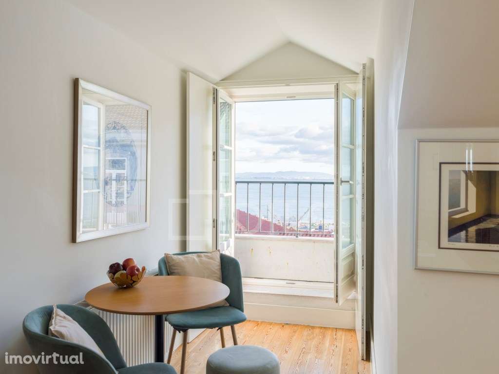 Apartamento T3 duplex com vista rio e garagem privativa, na Estrela... - Grande imagem: 4/24