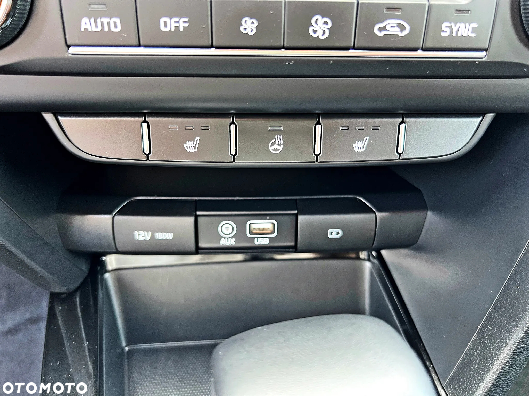 Kia Ceed 1.6 CRDi DCT Spirit - 26