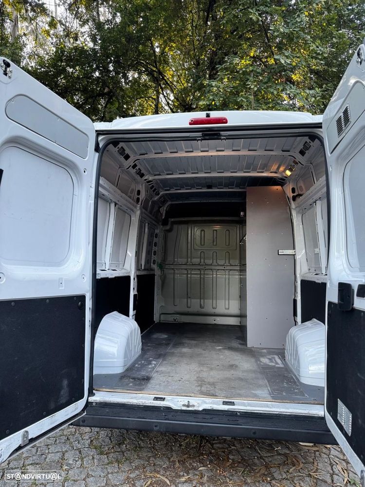 Peugeot Boxer 2.2 BlueHDi 330 L2H2 Premium - 11