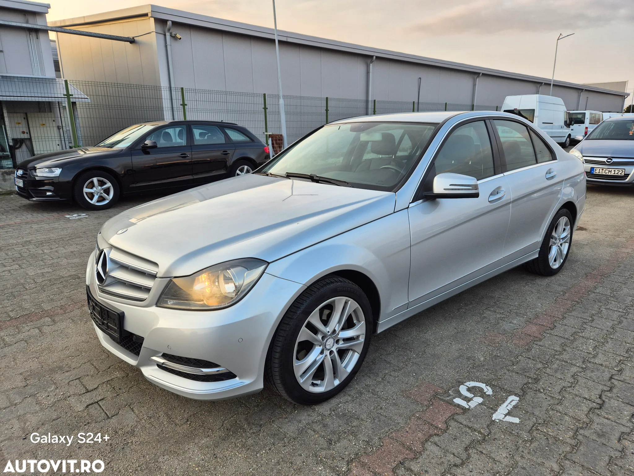 Mercedes-Benz C 220 T CDI DPF Automatik Avantgarde - 2