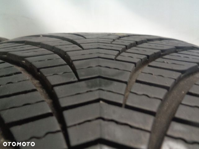 GOODYEAR VECTOR 4 SEASONS G-2 225/55R17 97V - 6