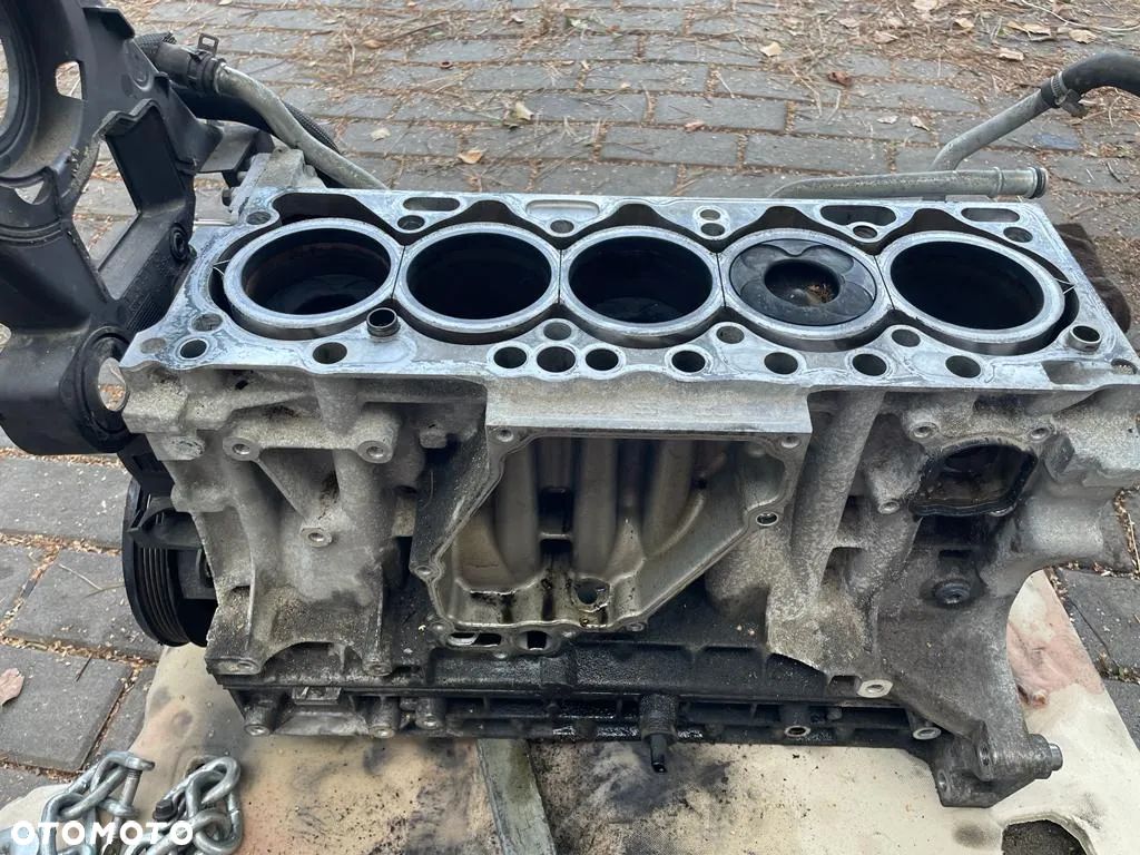 kompletny dol silnika blok wal tloki volvo 2.4 d5 215km biturbo xc60 xc70 d5244t11 - 1