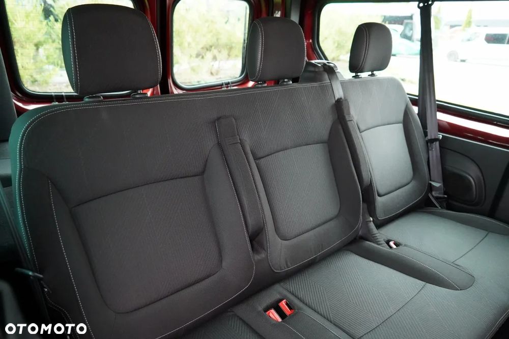 Renault TRAFIC III / BUS / 9 MIEJSC / 2022 ROK / PIERWSZY WŁAŚCICIEL / SERWISOWANY - 32