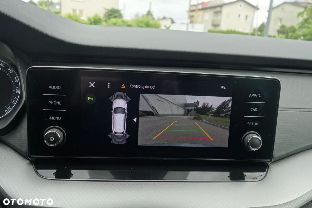 Skoda Octavia 2.0 TDI Ambition DSG - 24