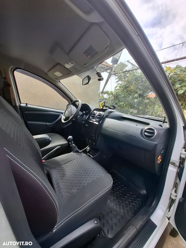 Dacia Duster 1.5 dCi 4x4 Laureate - 8