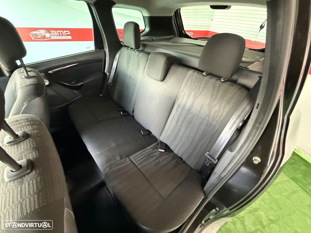 Dacia Duster 1.5 dCi Confort - 10