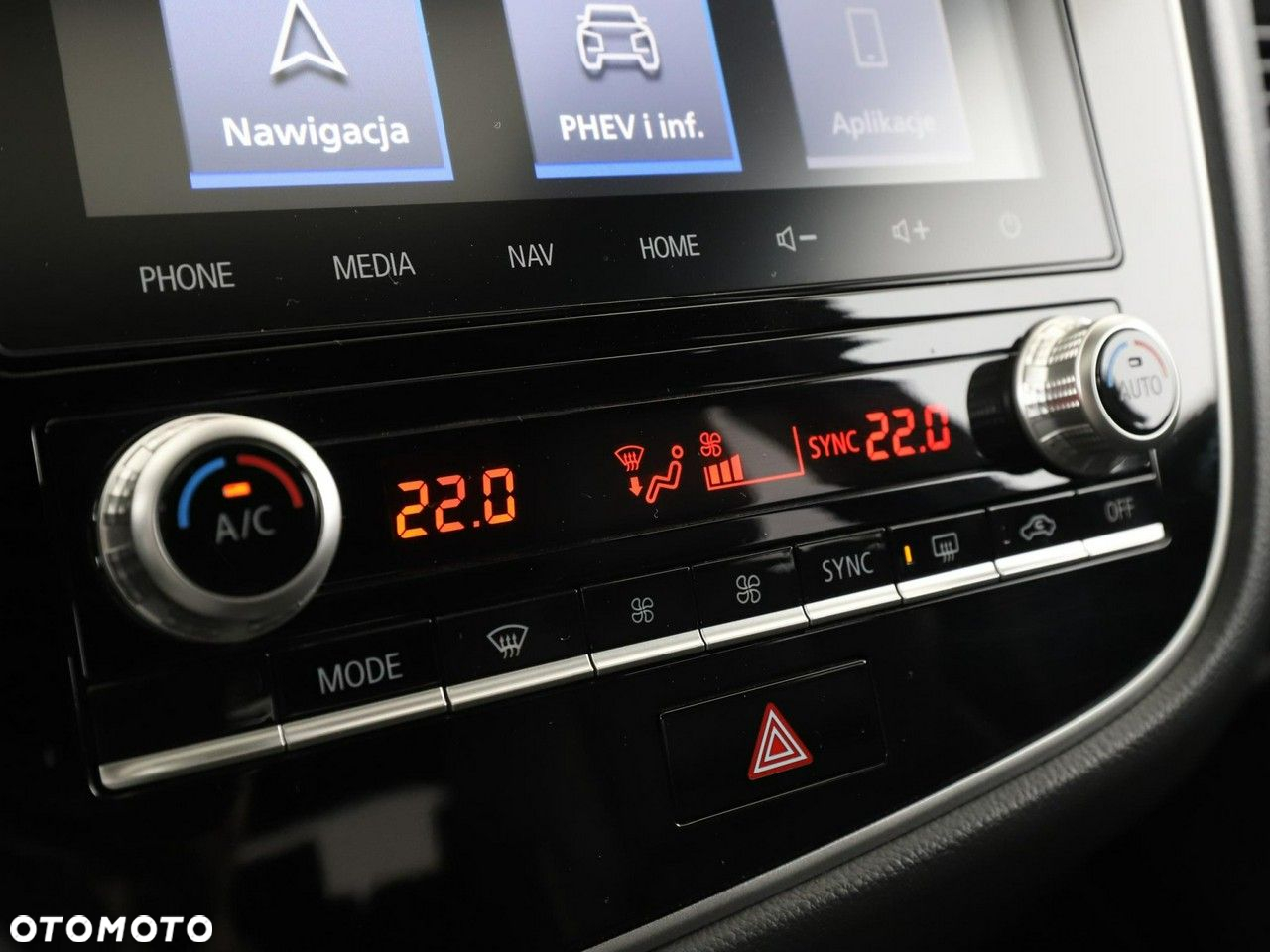 Mitsubishi Outlander 2.4 4WD Plug-In Hybrid Spirit - 28
