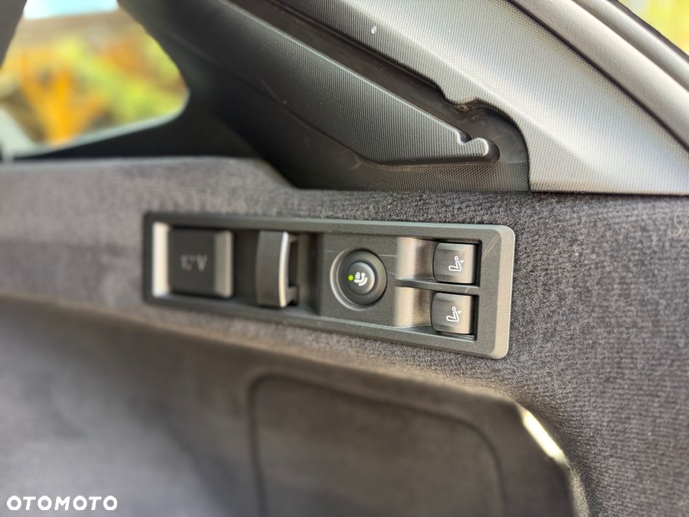 BMW Seria 3 320i M Sport - 25