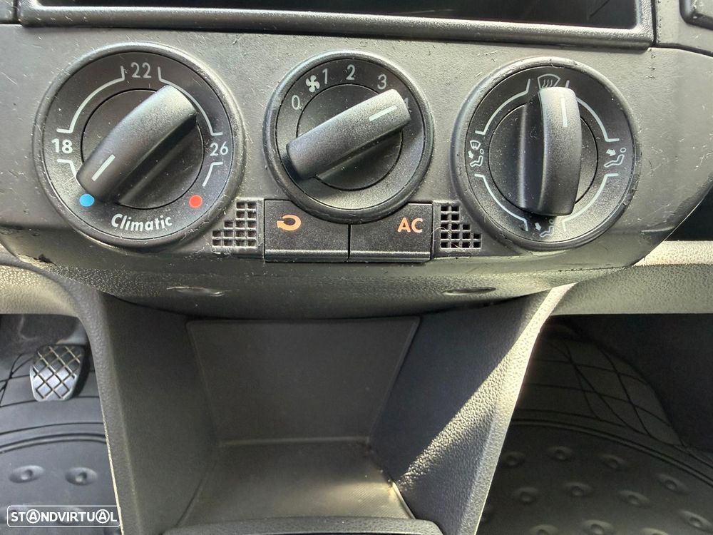 VW Polo 1.2 Trendline - 11