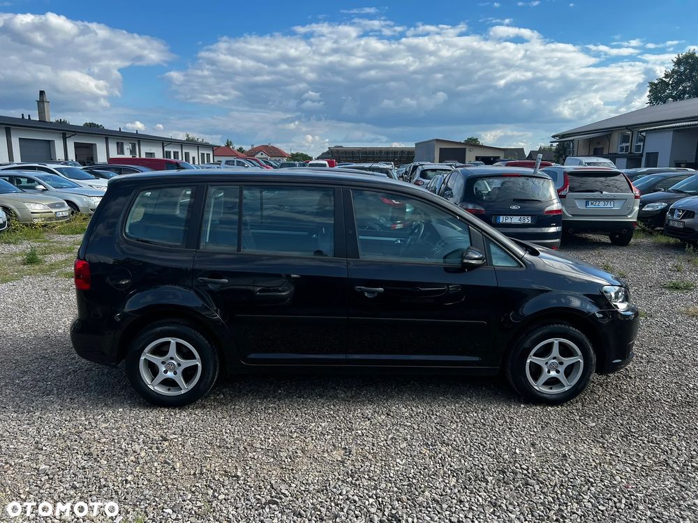 Volkswagen Touran 1.6 TDI DPF BlueMot Trendline - 11
