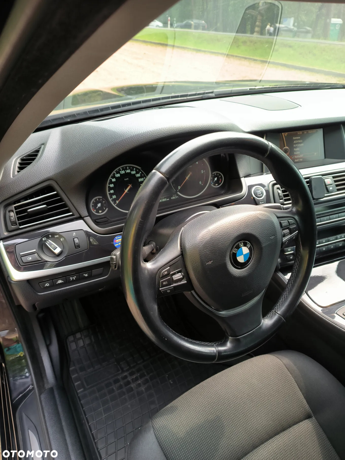 BMW Seria 5 520d xDrive - 8