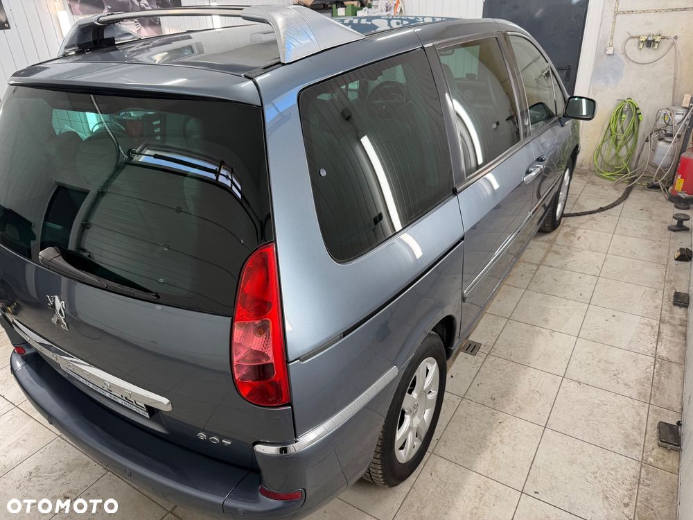 Peugeot 807 140 Automatik Platinum - 14