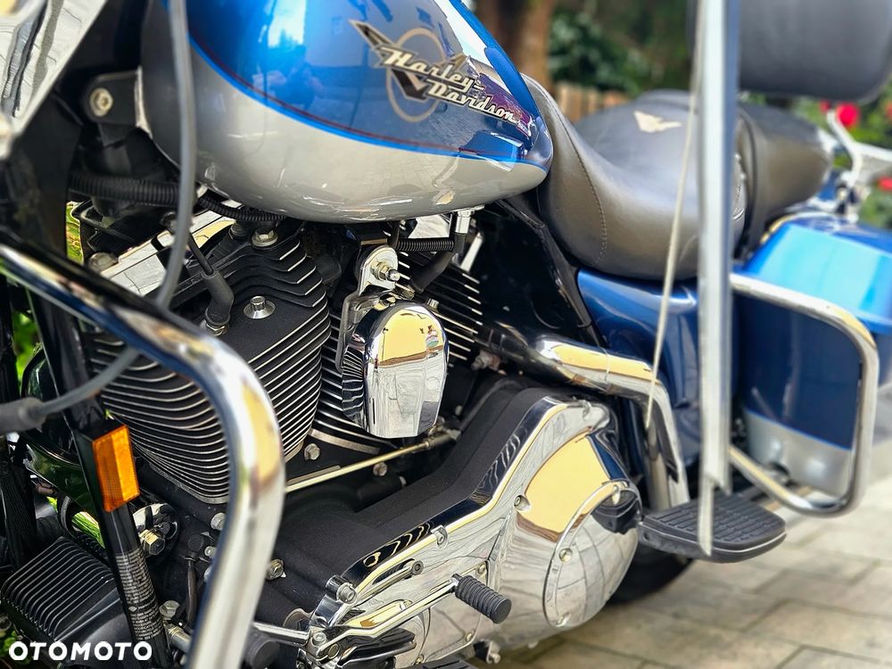 Harley-Davidson Touring Road King - 13