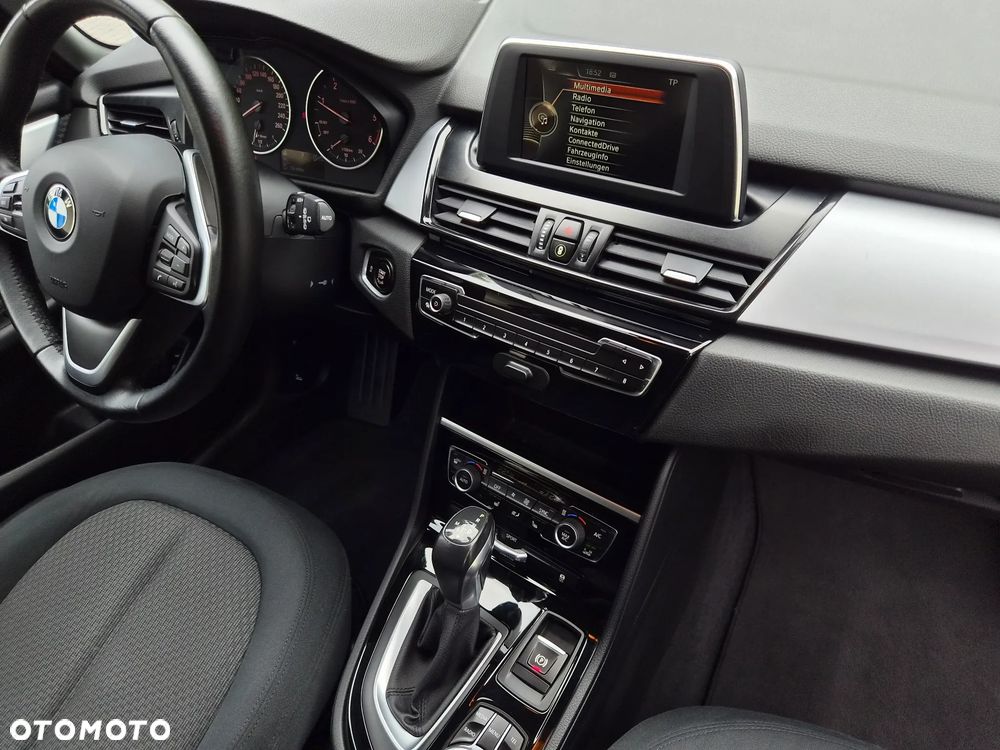 BMW Seria 2 220d Sport-Aut Advantage - 14