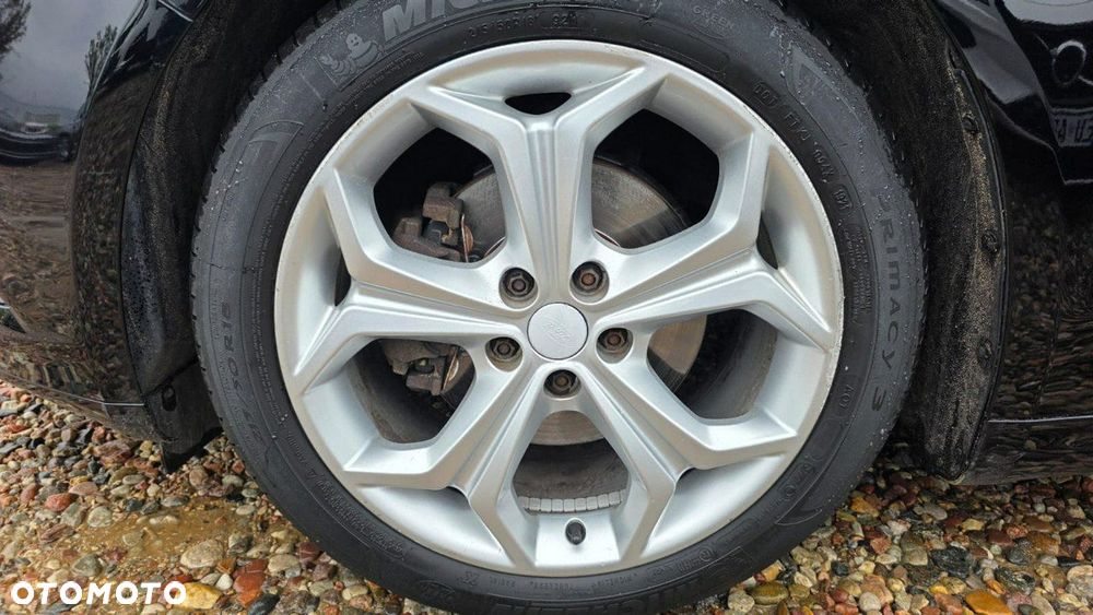 Ford Mondeo - 26