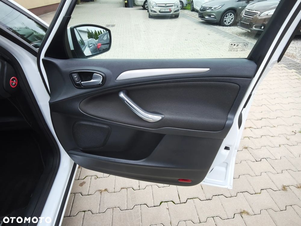 Ford S-Max 2.0 TDCi Trend - 21