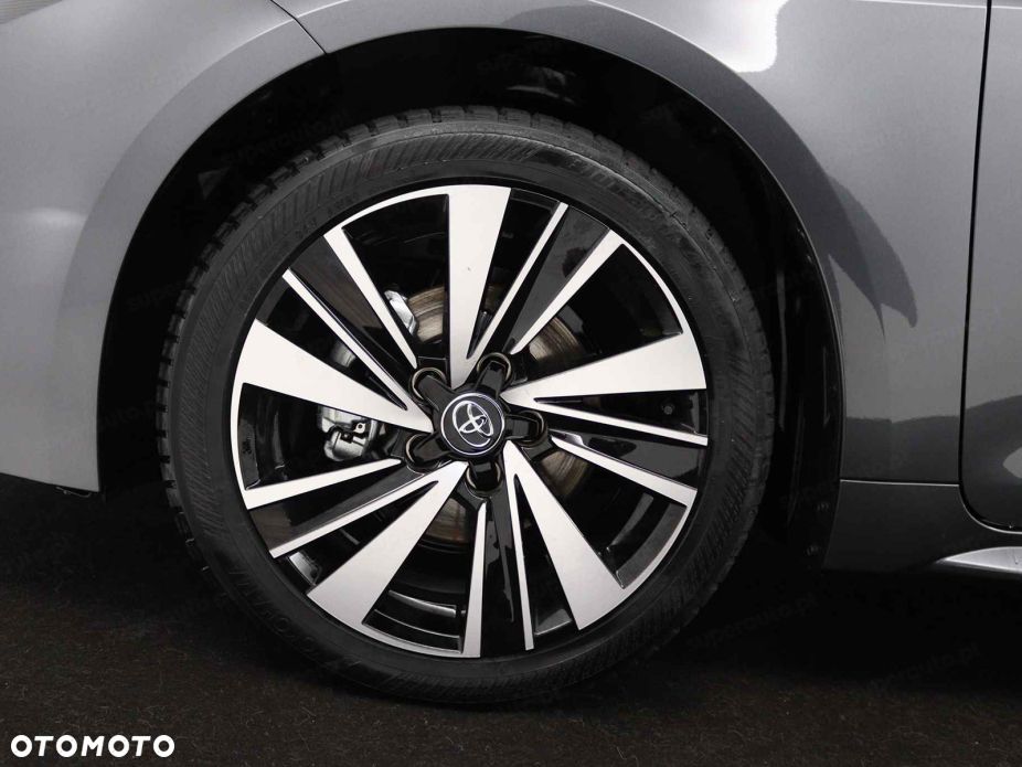 Toyota Corolla 1.8 Hybrid Style - 17