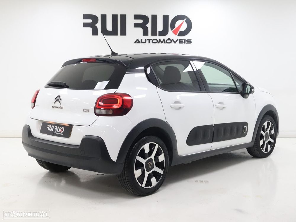 Citroën C3 1.2 PureTech Shine - 2