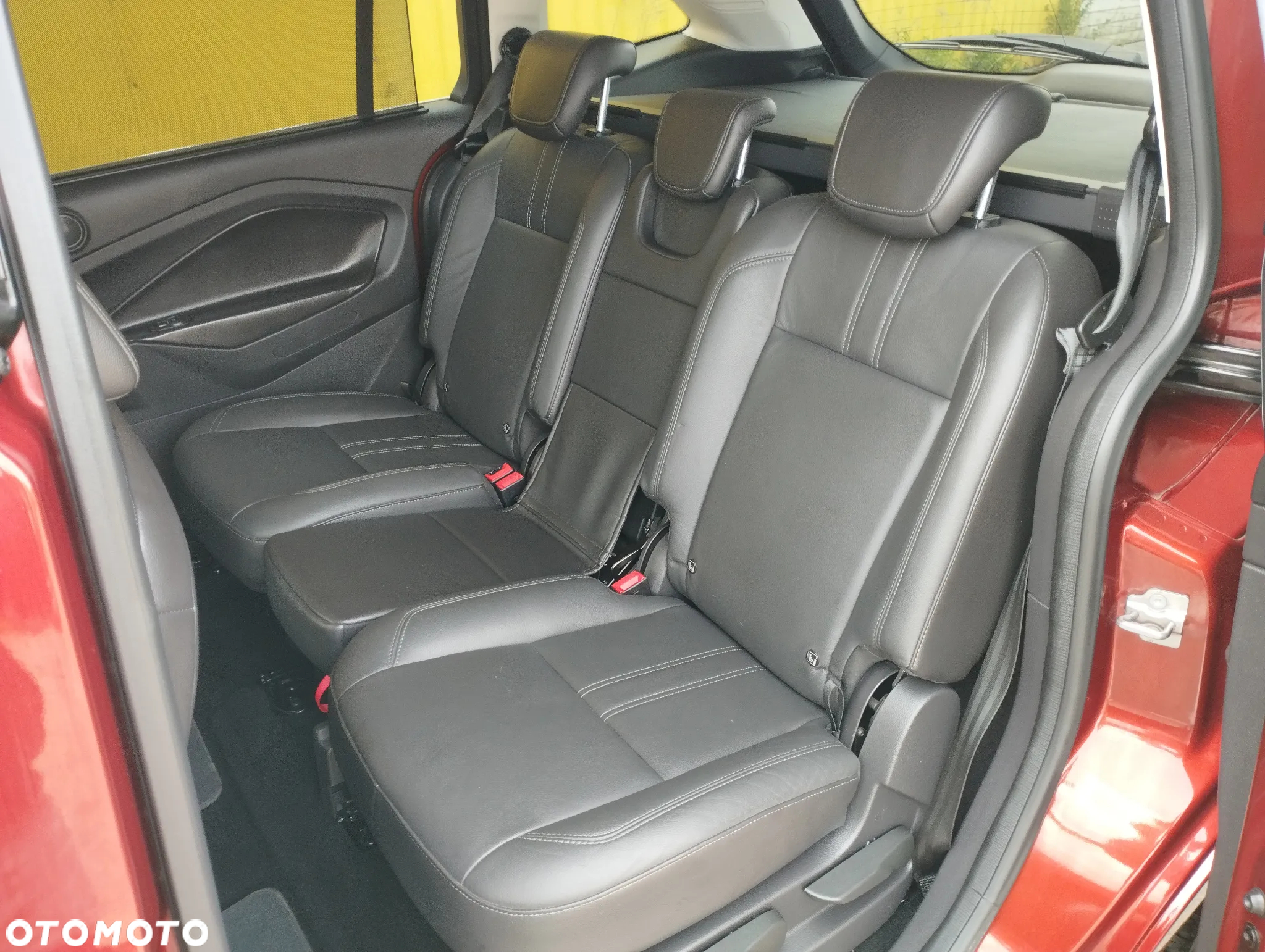 Ford Grand C-MAX 1.5 EcoBoost Start-Stopp-System Titanium - 8