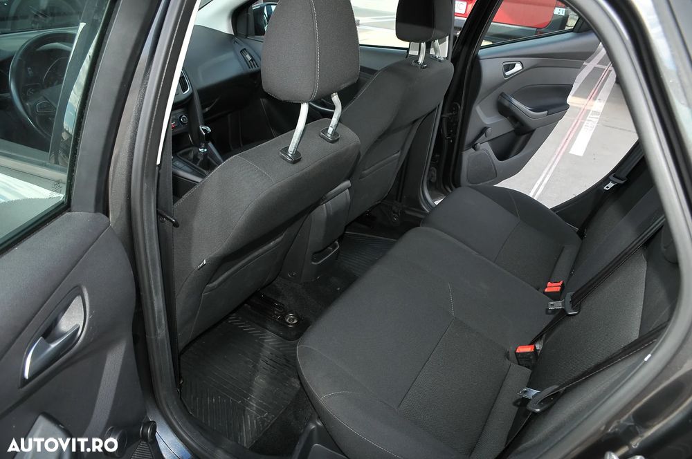 Ford Focus 1.0 EcoBoost Titanium - 5