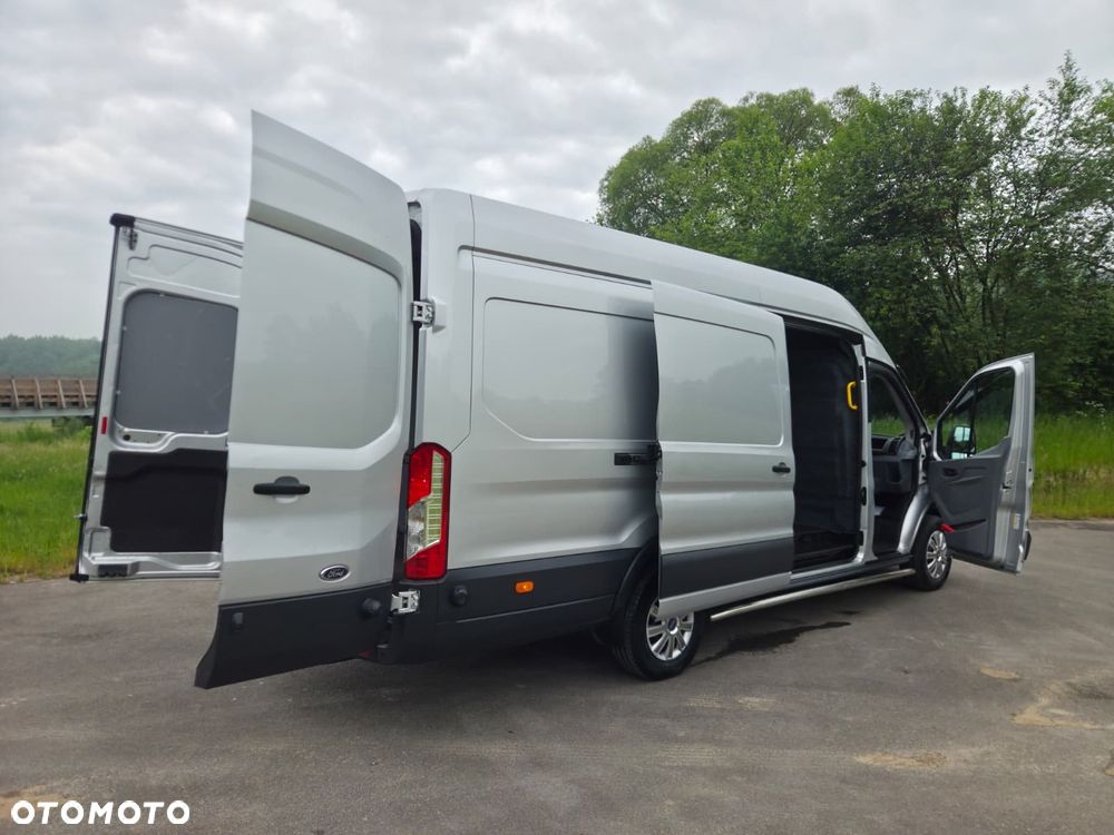 Ford Transit Maxi - 21