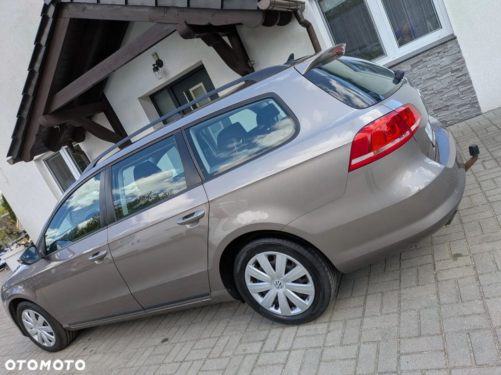 Volkswagen Passat - 5