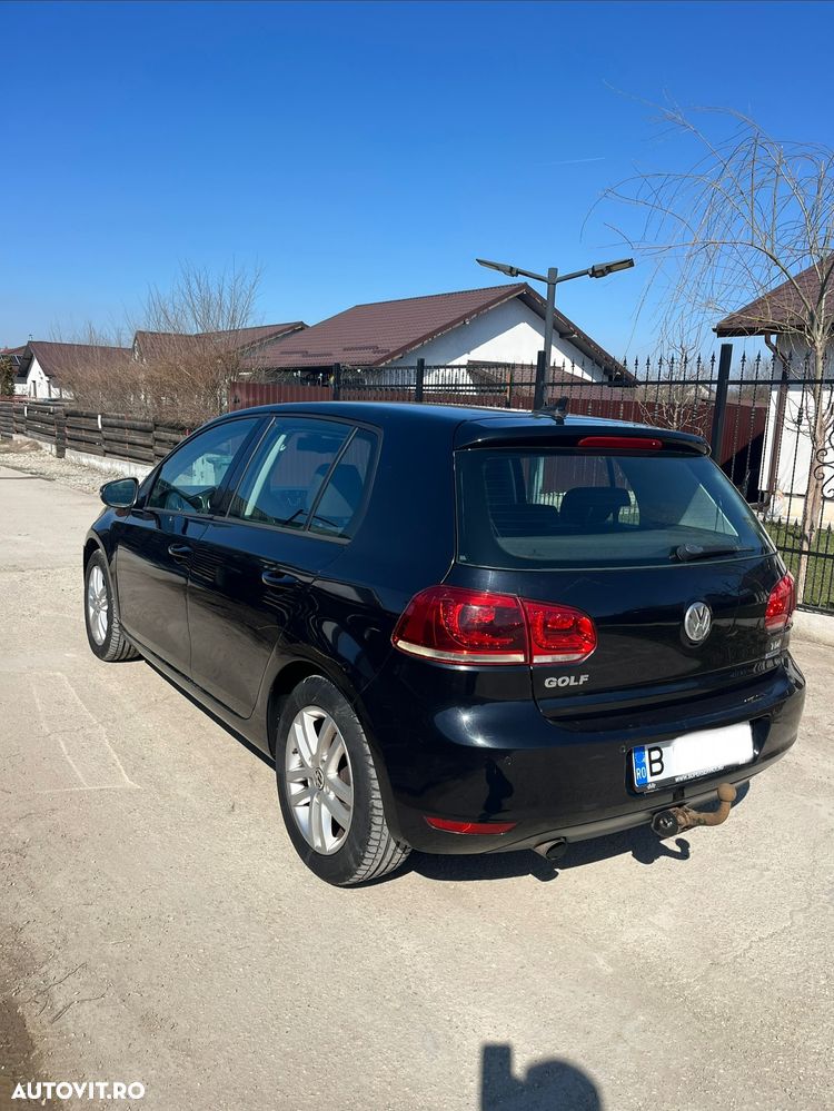 Volkswagen Golf 1.6 TDI DPF BlueMotion Technology DSG Comfortline - 6