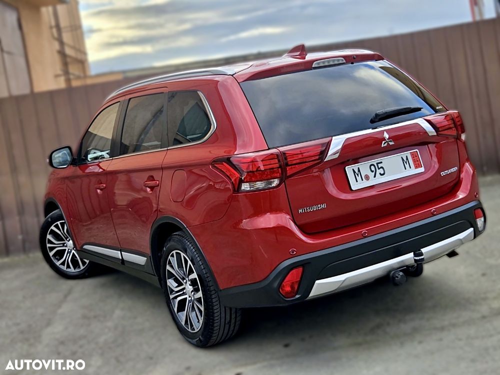 Mitsubishi Outlander 2.2 DI-D 4WD Automatik Top - 6