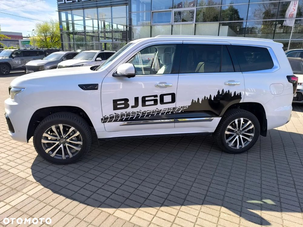 BAIC BJ60 mHEV Flagship 4x4 - 10