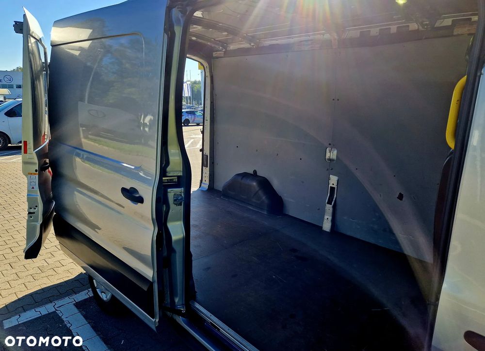 Ford Transit - 12