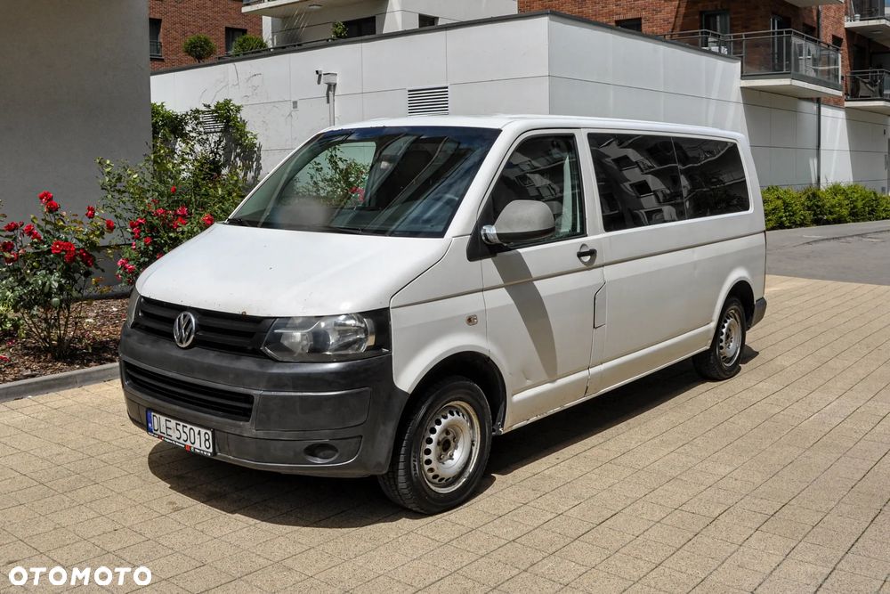 Volkswagen Transporter - 1