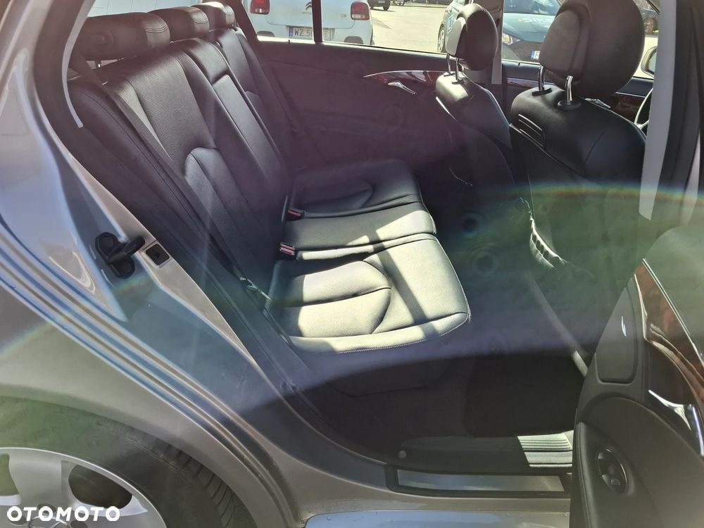 Mercedes-Benz Klasa E - 25