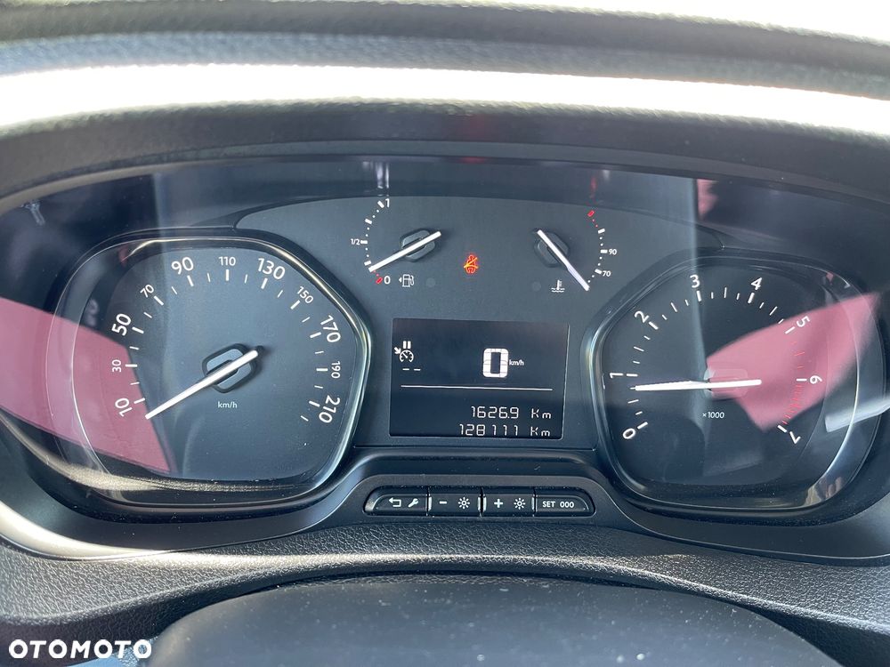 Peugeot Expert - 17