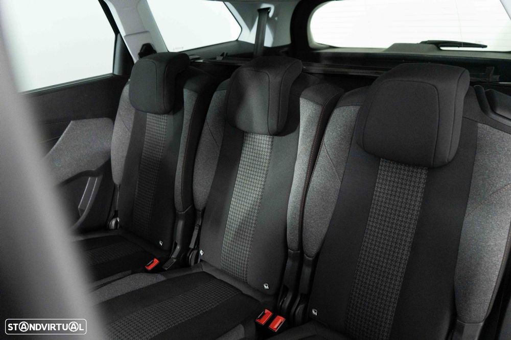Peugeot 5008 1.6 BlueHDi Allure EAT6 J18 - 11