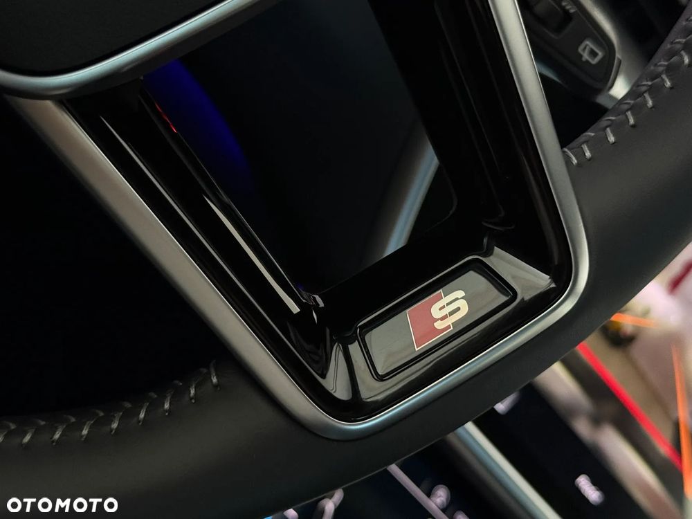 Audi A6 Avant 40 TDI quattro S tronic sport - 18