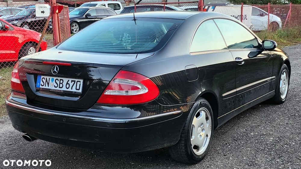 Mercedes-Benz CLK - 3
