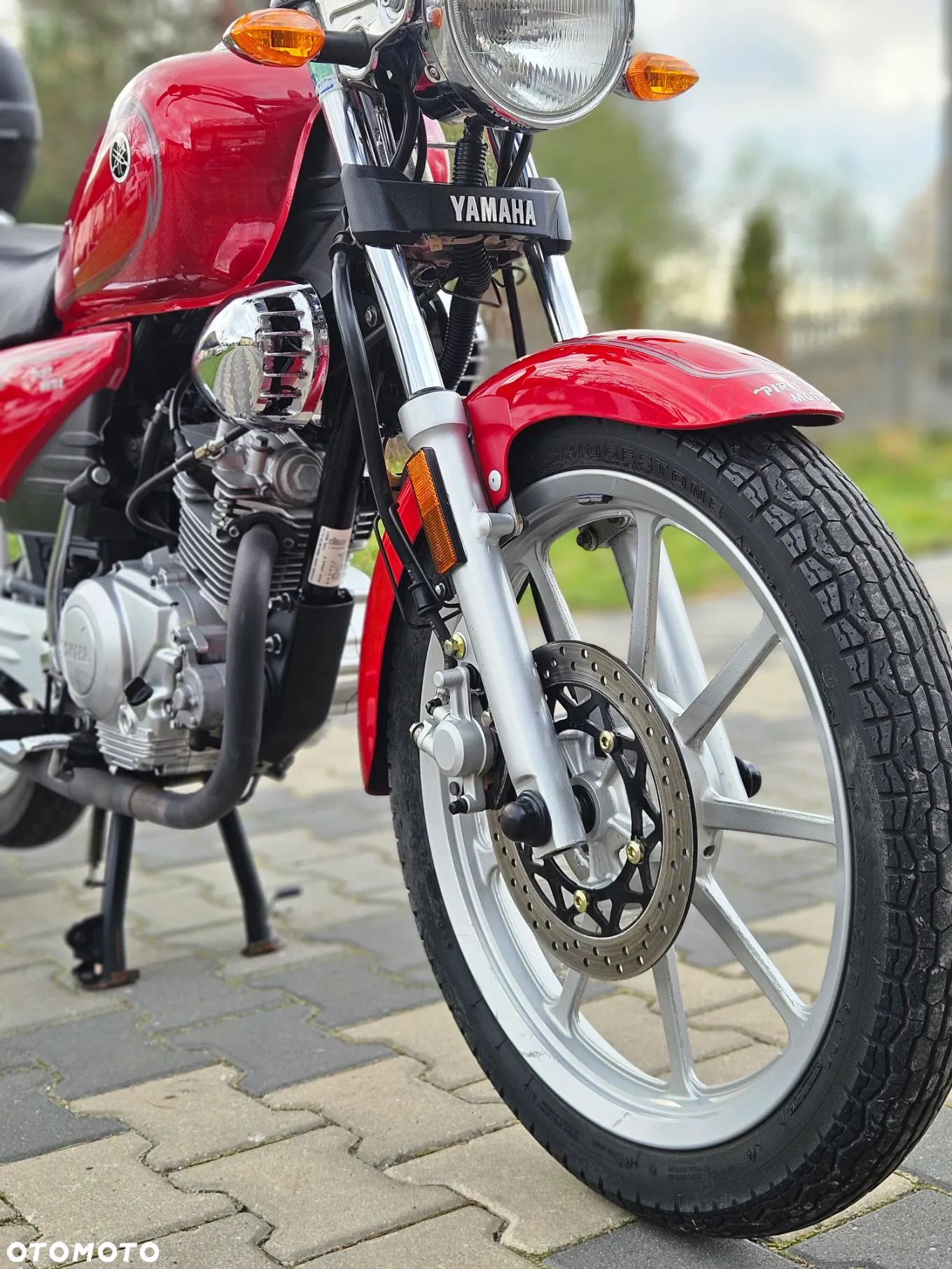 Yamaha YBR - 9