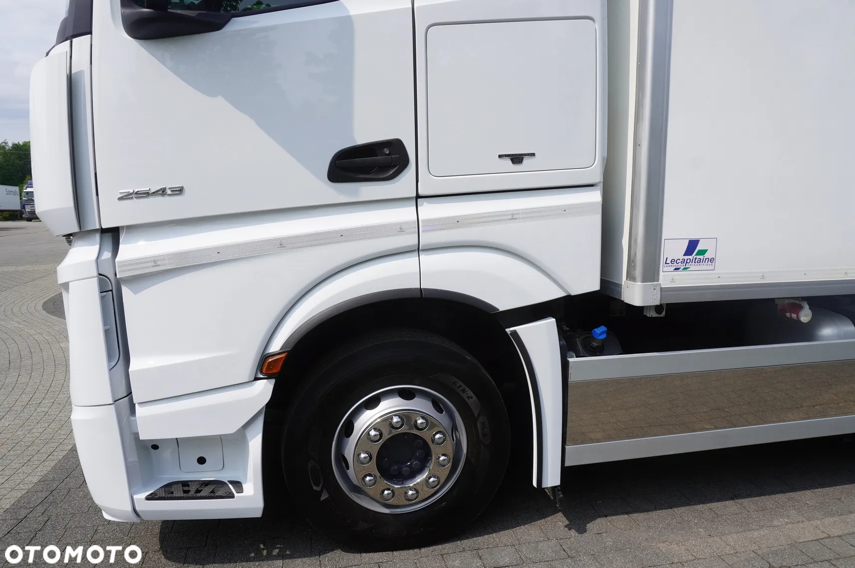 Mercedes-Benz Actros 2543 / Chłodnia Lecapitaine Multitemperatura / Carrier Supra 950 Mt - 16