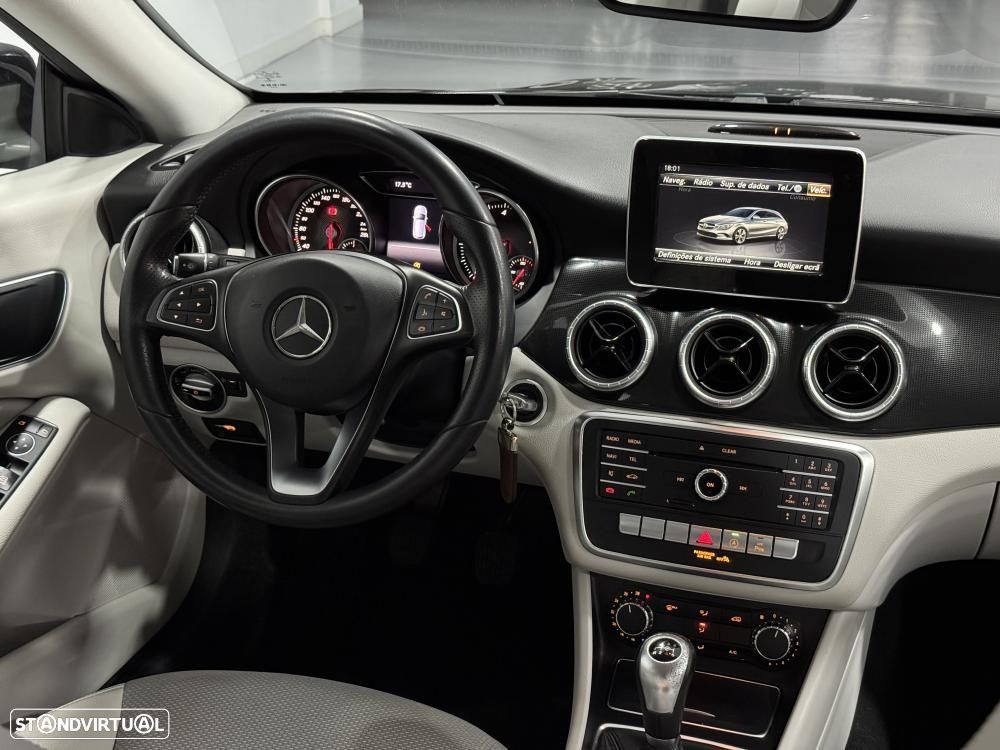 Mercedes-Benz CLA 180 d Shooting Brake Urban - 38