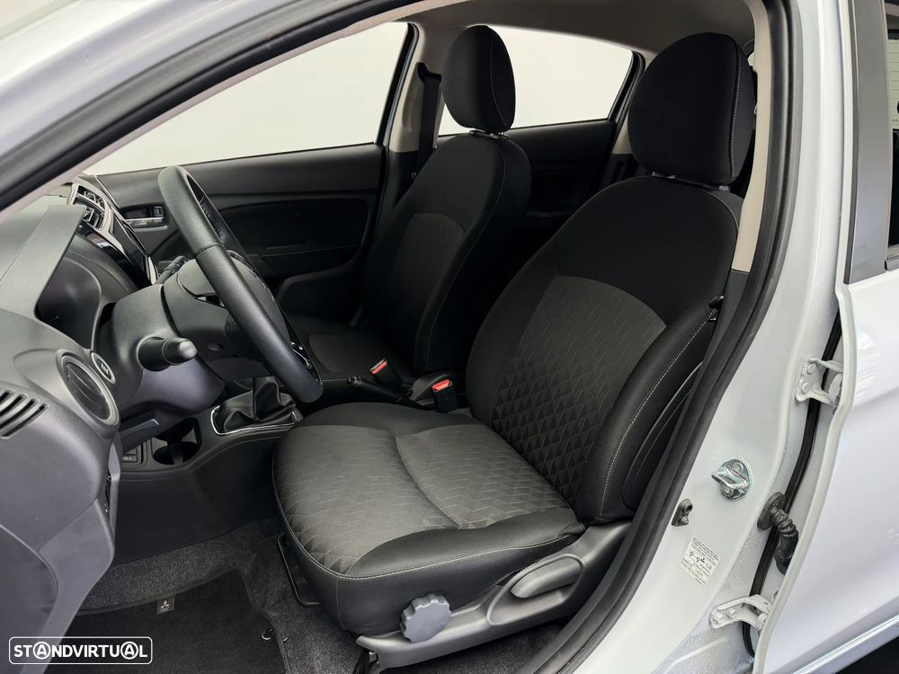 Mitsubishi Space Star 1.2 Intense - 9