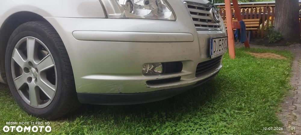 Toyota Avensis 1.8 VVT-i Sol - 11