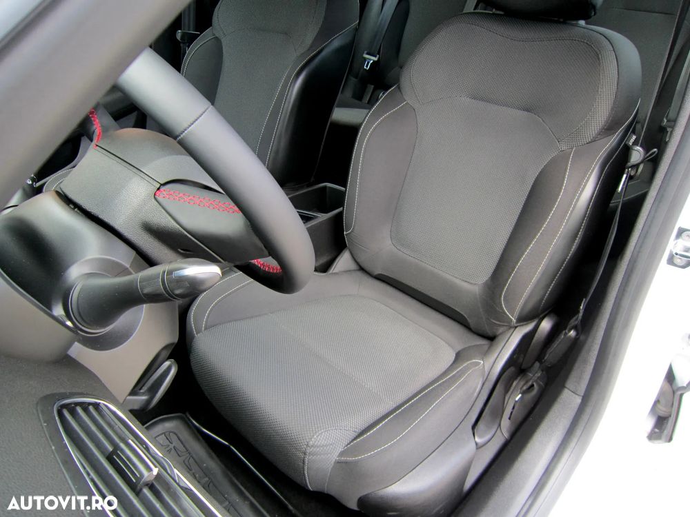 Renault Megane TCe Business - 8