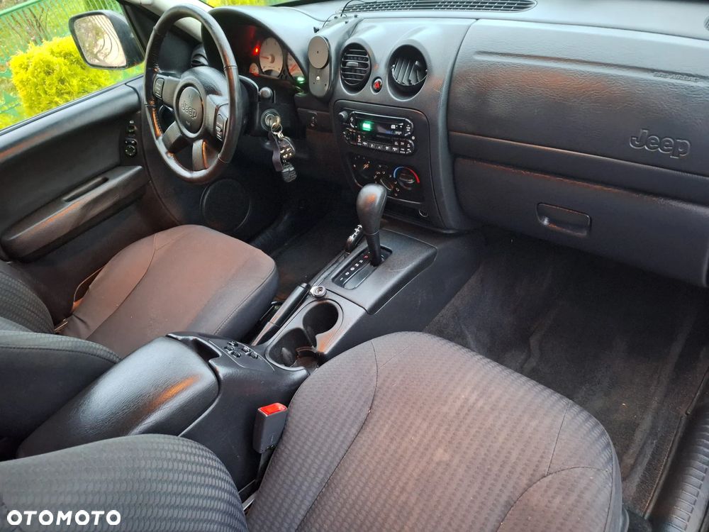 Jeep Cherokee 2.8L CRD Limited - 5