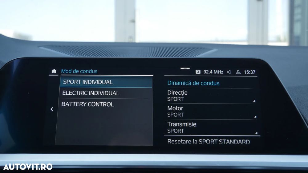 BMW Seria 3 330e Aut. Sport Line - 29