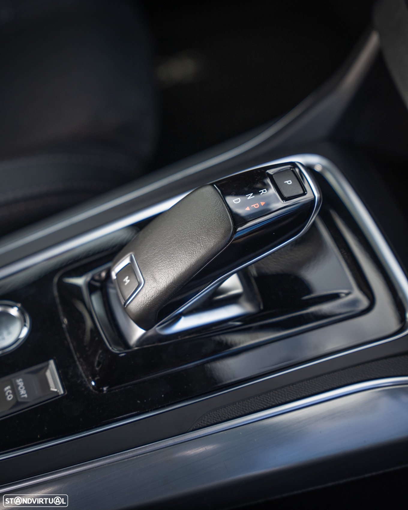 Peugeot 308 1.2 PureTech Allure Full LED EAT8 - 24