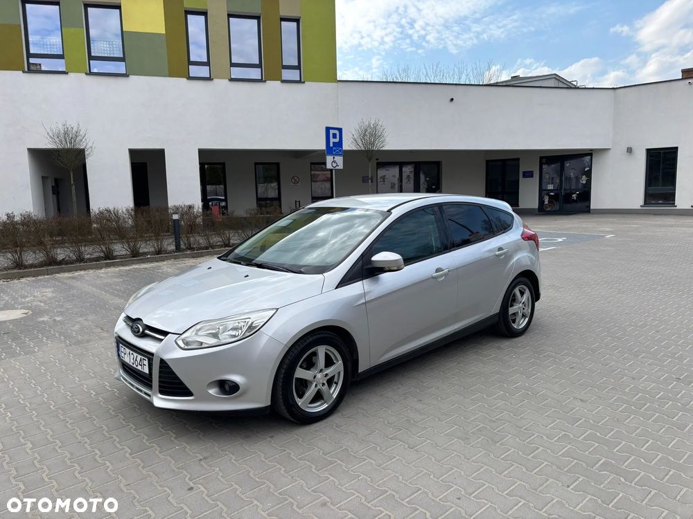 Ford Focus - 25